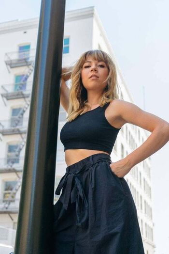 Jennette mccurdy leaked private photo uncensored HD quality