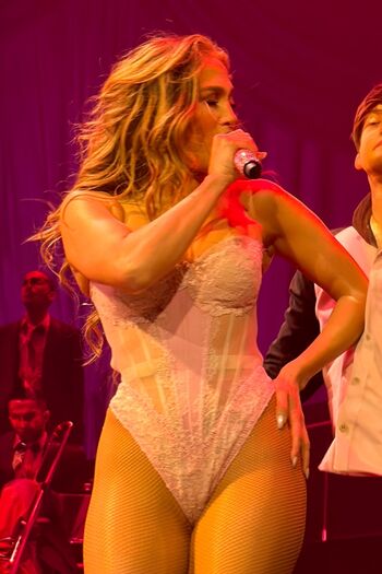 Jennifer lopez  page leaked private photo uncensored HD quality