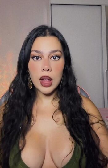 Julia alvarenga page leaked private photo uncensored HD quality
