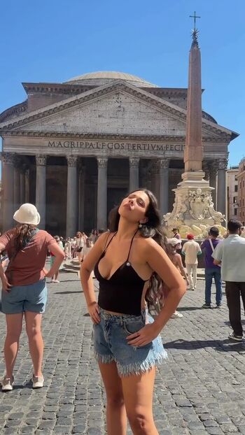 Julia alvarenga page leaked private photo uncensored HD quality