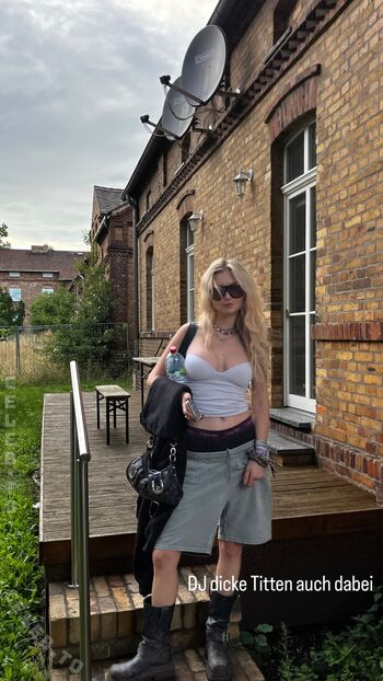 Julia wulf leaked private photo uncensored HD quality