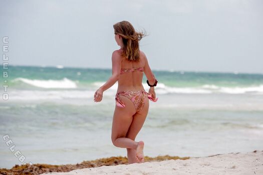 Julianne hough page leaked private photo uncensored HD quality