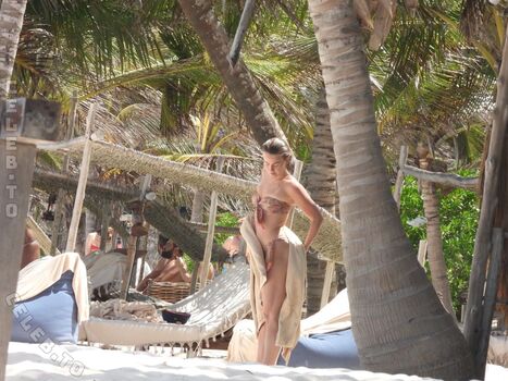 Julianne hough leaked private photo uncensored HD quality