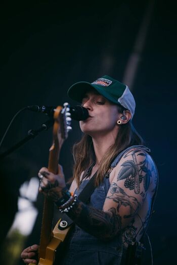 Julien baker page leaked private photo uncensored HD quality