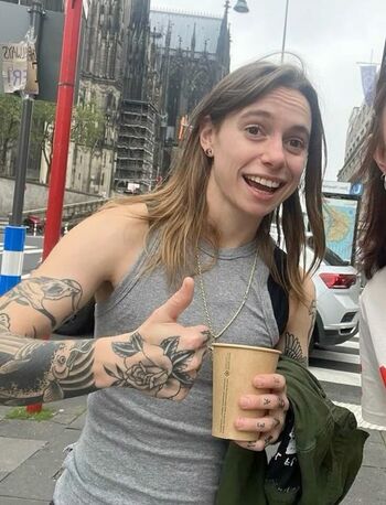 Julien baker leaked private photo uncensored HD quality