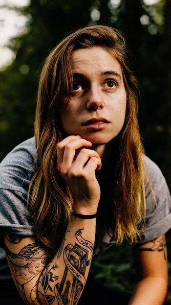 Julien baker leaked private photo uncensored HD quality