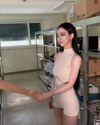 Katarinabluu  page leaked private photo uncensored HD quality