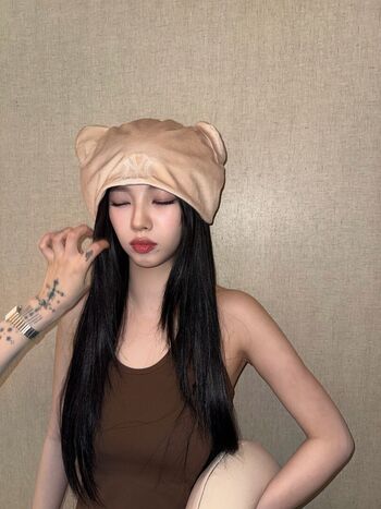 Katarinabluu  page leaked private photo uncensored HD quality