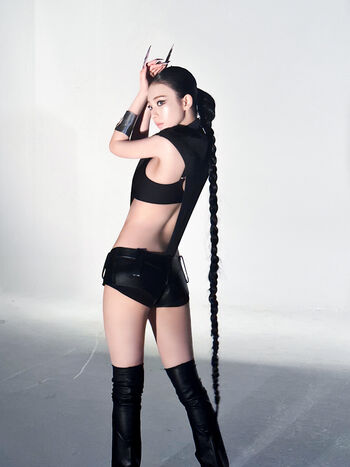 Katarinabluu  page leaked private photo uncensored HD quality
