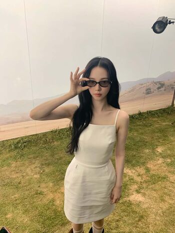 Katarinabluu  page leaked private photo uncensored HD quality