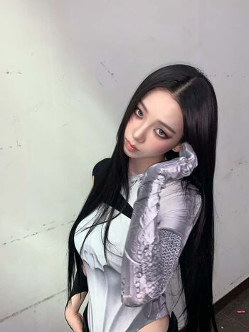 Katarinabluu  page leaked private photo uncensored HD quality