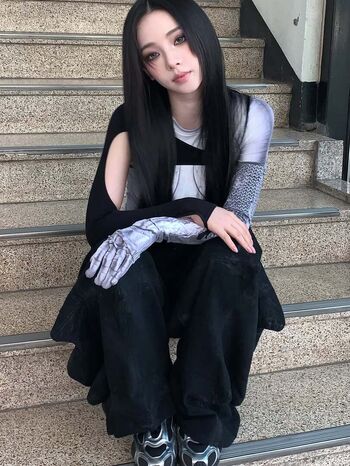 Katarinabluu  page leaked private photo uncensored HD quality
