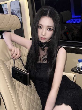 Katarinabluu  page leaked private photo uncensored HD quality