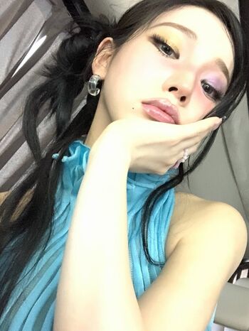 Katarinabluu  page leaked private photo uncensored HD quality
