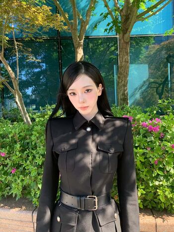 Katarinabluu  page leaked private photo uncensored HD quality