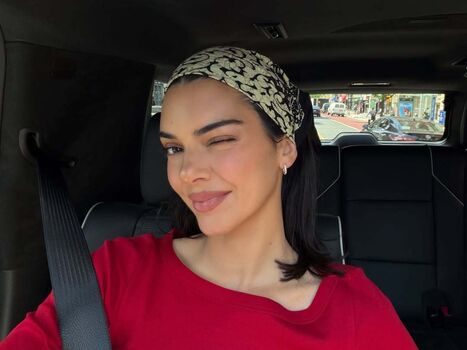 Kendall jenner  page leaked private photo uncensored HD quality