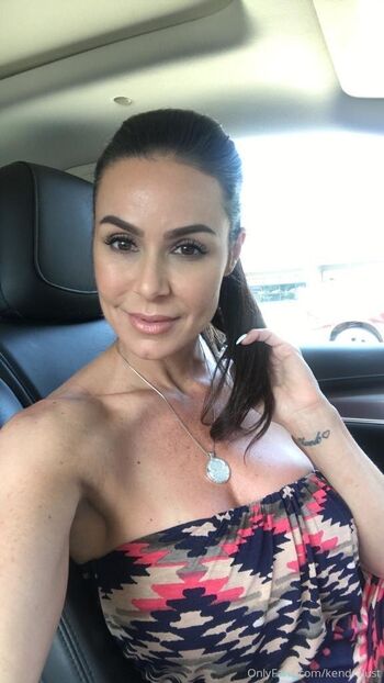 Kendra lust leaked private photo uncensored HD quality