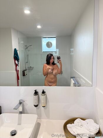 Kikiiscrying leaked private photo uncensored HD quality