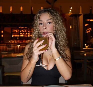 Kira pregiato  page leaked private photo uncensored HD quality