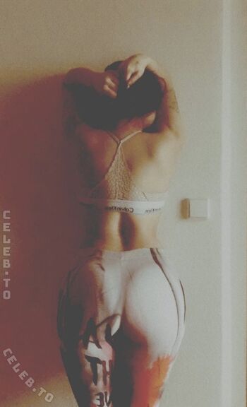 Kleinesmiststueck leaked private photo uncensored HD quality