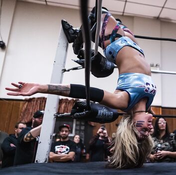 Kris statlander page leaked private photo uncensored HD quality