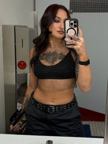 Kris statlander page leaked private photo uncensored HD quality