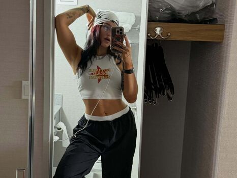 Kris statlander leaked private photo uncensored HD quality