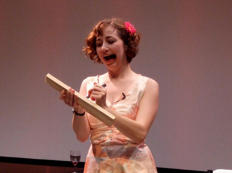 Kristen schaal page leaked private photo uncensored HD quality