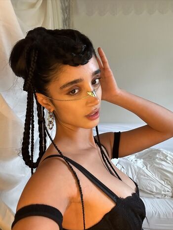 Kurdish girls leaked private photo uncensored HD quality