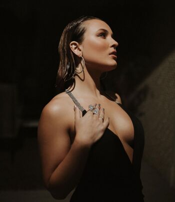 Larissa manoela page leaked private photo uncensored HD quality