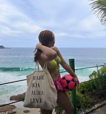 Larissa manoela page leaked private photo uncensored HD quality