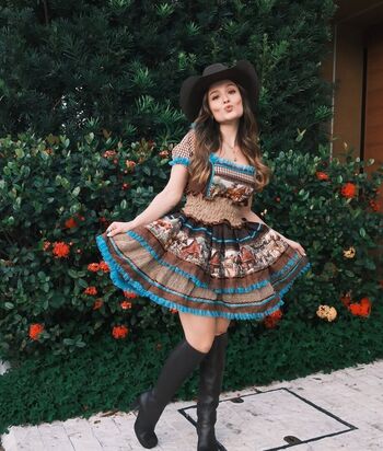 Larissa manoela page leaked private photo uncensored HD quality