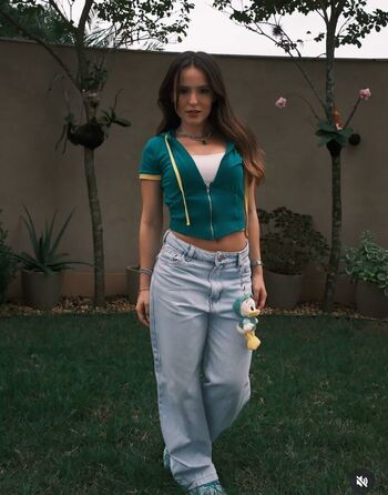 Larissa manoela page leaked private photo uncensored HD quality