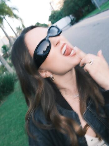 Larissa manoela page leaked private photo uncensored HD quality