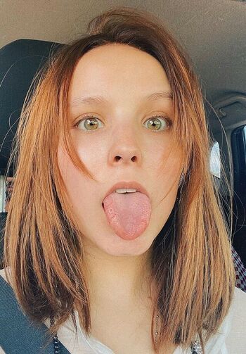 Larissa manoela page leaked private photo uncensored HD quality