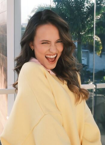 Larissa manoela page leaked private photo uncensored HD quality