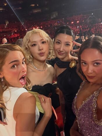 Laufey lin page leaked private photo uncensored HD quality