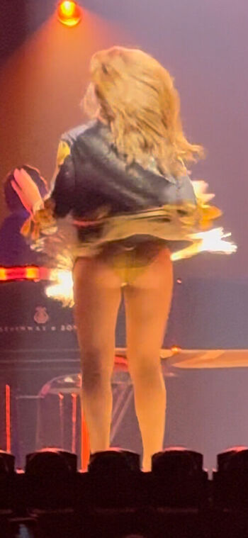 Laufey lin page leaked private photo uncensored HD quality