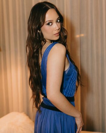 Laufey lin page leaked private photo uncensored HD quality