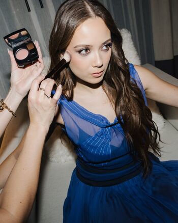 Laufey lin page leaked private photo uncensored HD quality