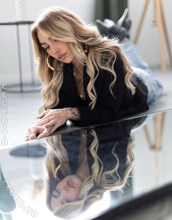 Laura hummer leaked private photo uncensored HD quality