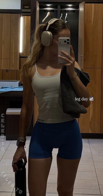 Laura marie soons page leaked private photo uncensored HD quality