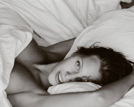 Laura oganessian page leaked private photo uncensored HD quality