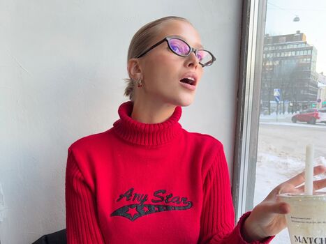 Laura oganessian page leaked private photo uncensored HD quality