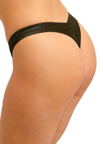 Laura oganessian leaked private photo uncensored HD quality