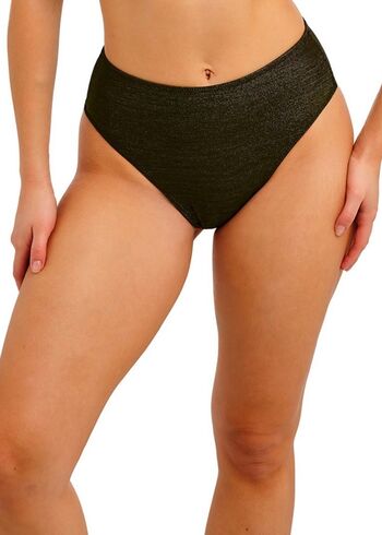 Laura oganessian leaked private photo uncensored HD quality