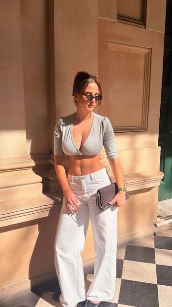Lauramjj leaked private photo uncensored HD quality
