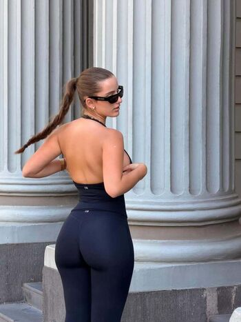 Lauramjj page leaked private photo uncensored HD quality