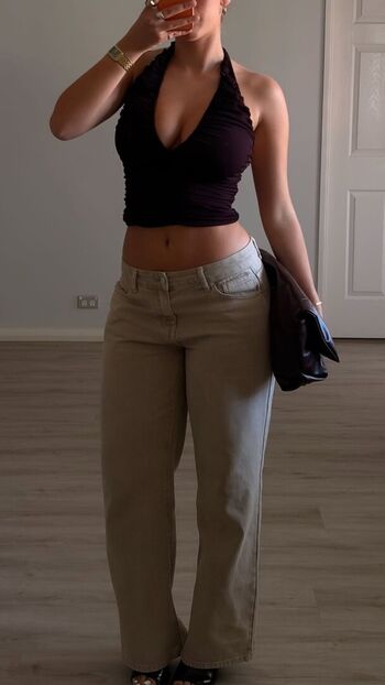 Lauramjj page leaked private photo uncensored HD quality