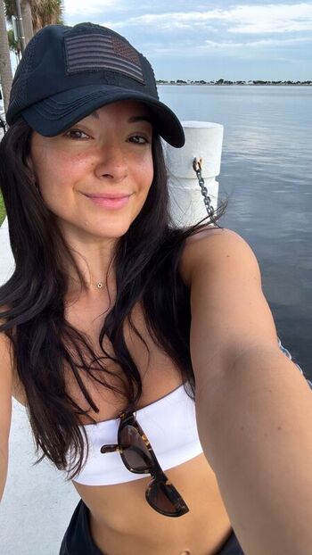 Layah heilpern page leaked private photo uncensored HD quality